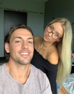 Mikayla Demaiter: Alles über die Eishockeyspielerin