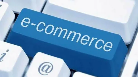 E-Commerce revolutioniert Schuhhandel: 7,2% Wachstum treibt Markt auf 225,5 Mrd. USD bis 2033